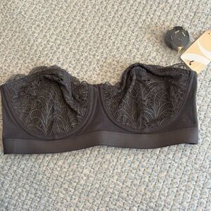 Lively Wired Smoke Color Bra w/ strap NWT